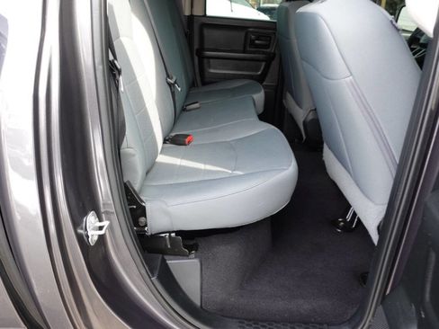 Used 2018 RAM 1500 Express w/ Express Value Package image 28