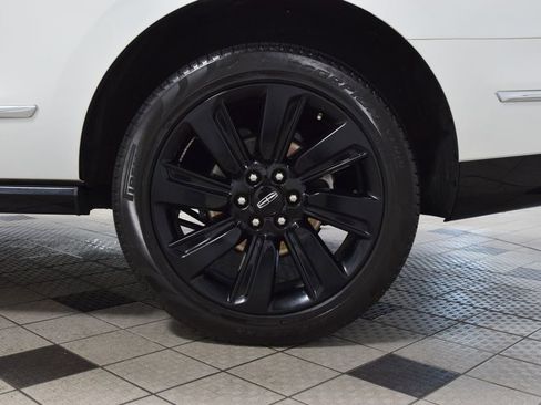 Used 2024 Lincoln Navigator Black Label AWD/4WD image 24