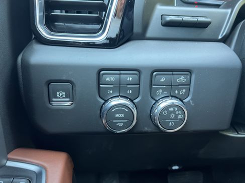 New 2026 GMC Sierra 1500 Denali Ultimate AWD/4WD image 39