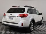 Used 2014 Subaru Outback 2.5i Premium image 2