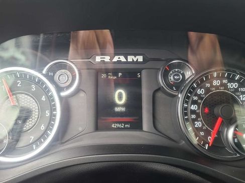 Used 2023 RAM 1500 Big Horn AWD/4WD image 28