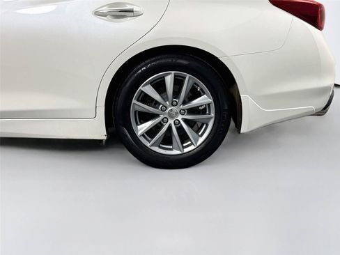 Used 2017 INFINITI Q50 3.0t Premium w/ Cargo Package (L95) RWD image 32