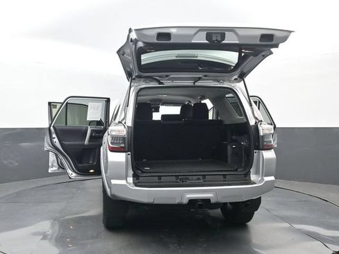 Used 2022 Toyota 4Runner SR5 RWD image 36