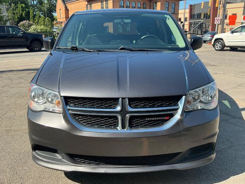 Used 2015 Dodge Grand Caravan SE w/ Quick Order Package 29E SE FWD image 9