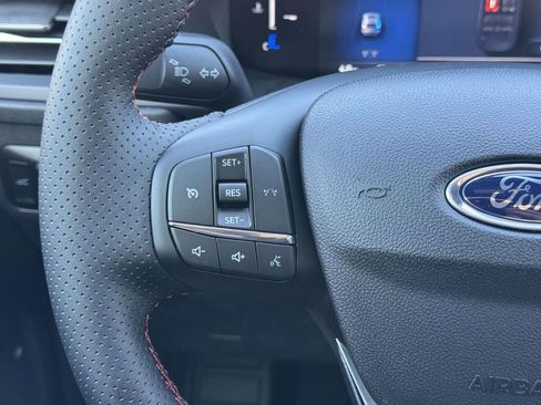 New 2026 Ford Escape ST-Line w/ Cold Weather Package image 9