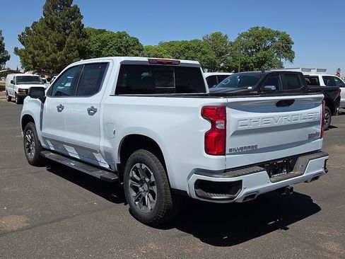 New 2026 Chevrolet Silverado 1500 High Country w/ Z71 Off-Road Package AWD/4WD image 3
