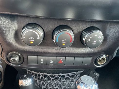 Used 2016 Jeep Wrangler Unlimited Sport w/ Quick Order Package 24S image 18