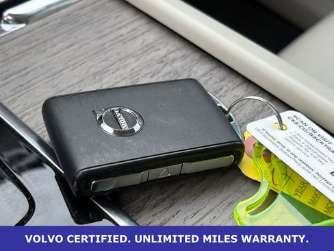 Certified 2023 Volvo XC90 B6 Core w/ Protection Package Premier AWD/4WD image 35