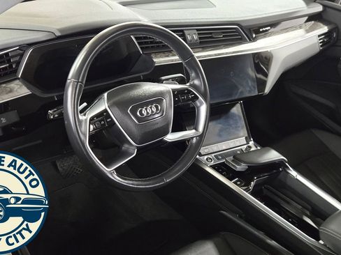 Used 2021 Audi e-tron Premium image 11