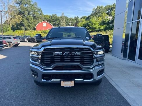 Used 2026 RAM 2500 Big Horn AWD/4WD image 2