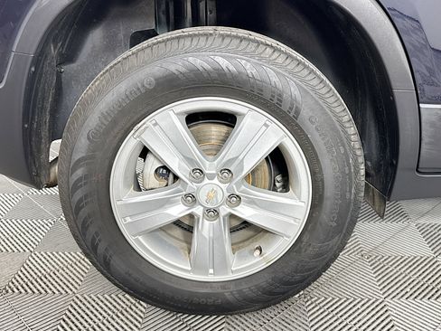 Used 2021 Chevrolet Trax LS w/ Tint and Cruise Package AWD/4WD image 31