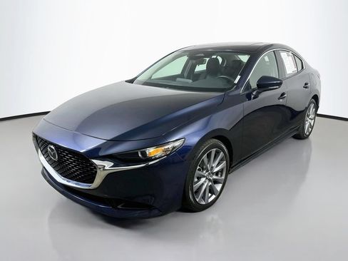 Used 2024 MAZDA MAZDA3 s FWD image 3