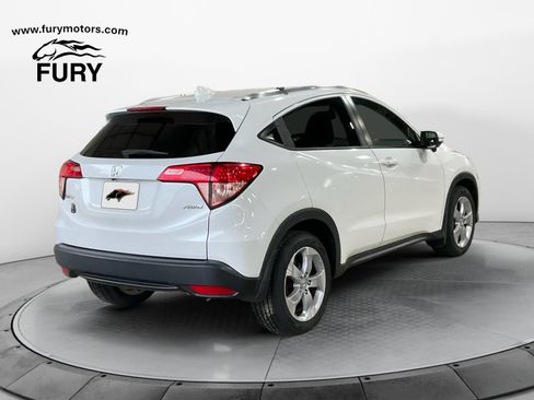 Used 2016 Honda HR-V EX-L image 4