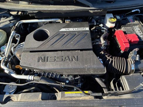 Used 2025 Nissan Rogue SV image 35