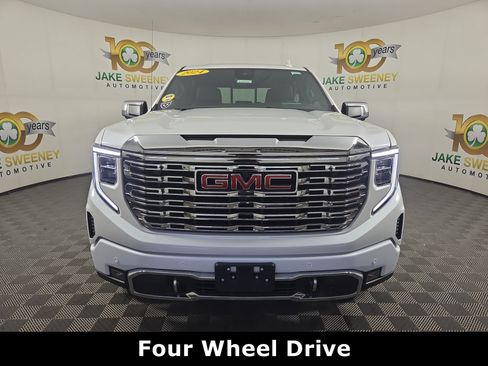 Certified 2024 GMC Sierra 1500 Denali w/ Technology Package AWD/4WD image 2