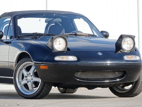 Used 1996 MAZDA MX-5 Miata RWD image 51