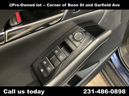 Used 2025 MAZDA CX-30 AWD 2.5 S w/ Preferred Package image 13
