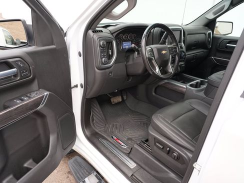 Used 2021 Chevrolet Silverado 1500 LTZ AWD/4WD image 14