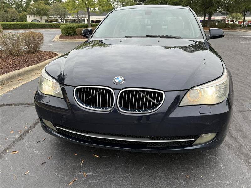 Used 2010 BMW 528i Sedan RWD image 4