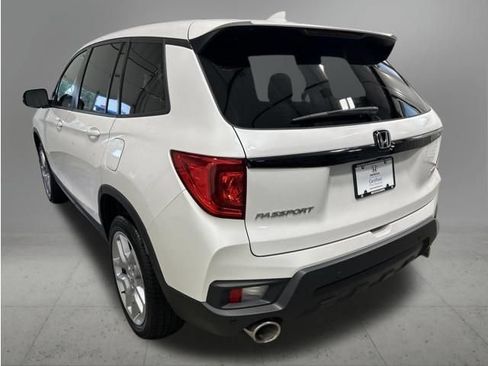 Certified 2024 Honda Passport EX-L image 4
