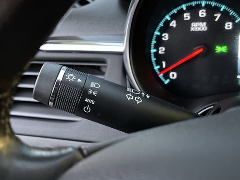 Used 2016 Chevrolet Impala LTZ image 22