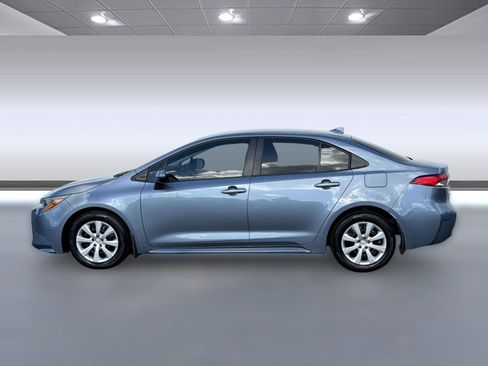 Certified 2025 Toyota Corolla LE FWD image 2