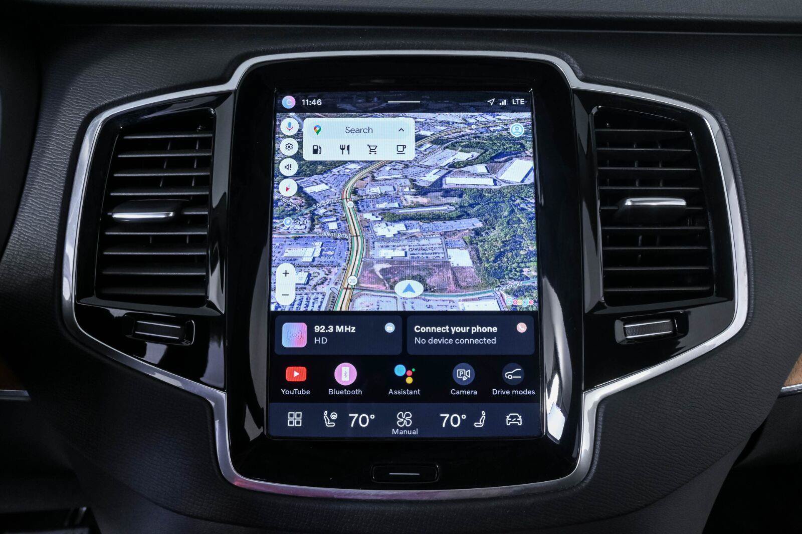 Certified 2024 Volvo XC90 B5 Plus AWD/4WD image 14