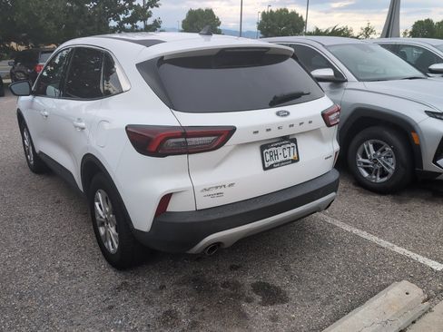 Used 2023 Ford Escape Active AWD/4WD image 2