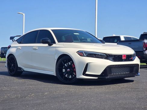 Certified 2025 Honda Civic Type R image 2