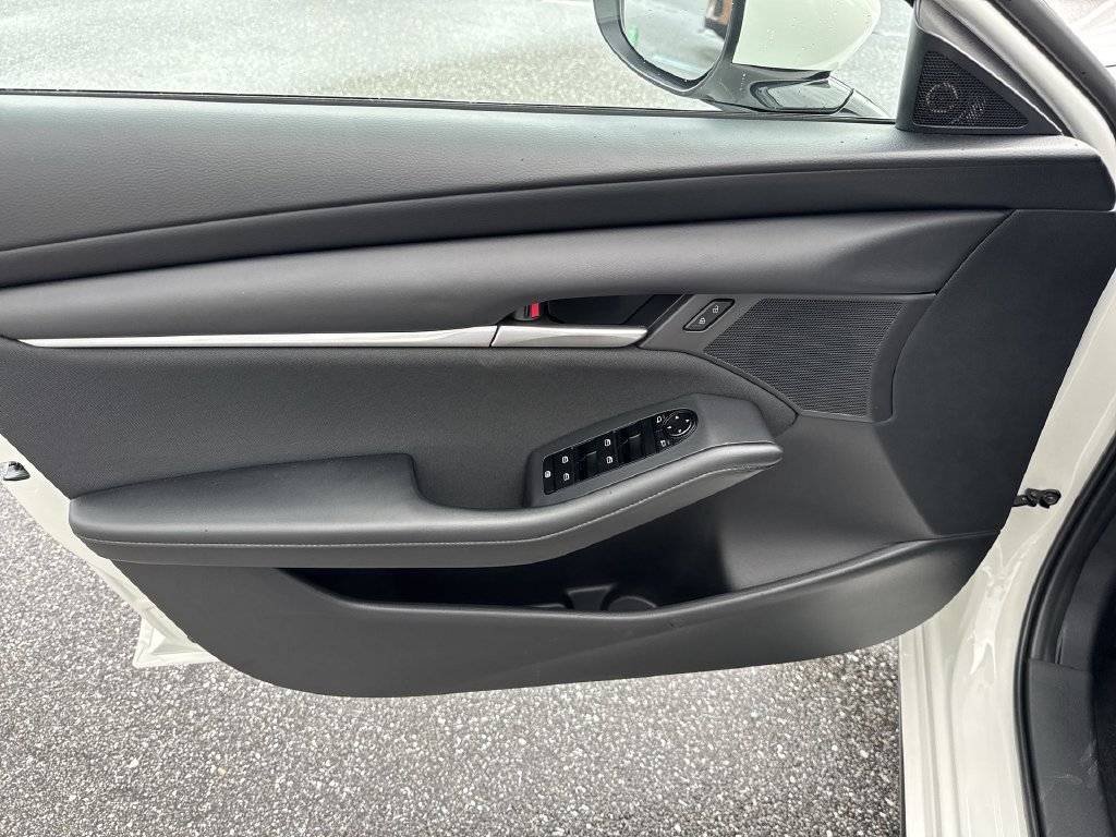 New 2026 MAZDA MAZDA3 s FWD image 37