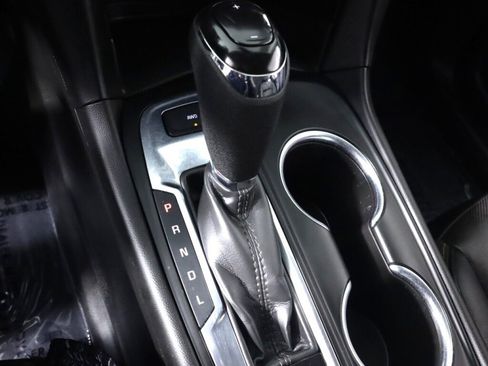 Used 2021 Chevrolet Equinox LT image 23