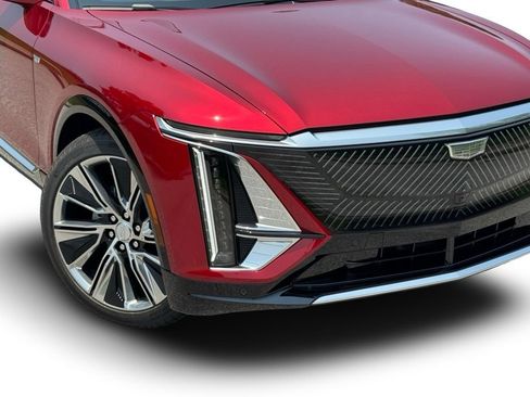 New 2025 Cadillac Lyriq Luxury w/ Nappa Leather Package image 6
