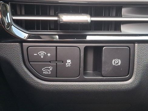 New 2026 Kia Sportage EX image 21