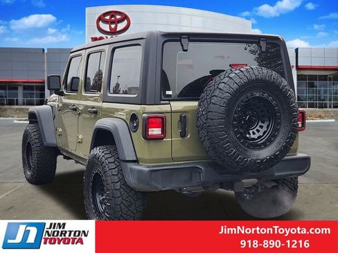 Used 2025 Jeep Wrangler Sport image 8