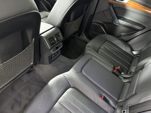 Used 2023 Audi Q5 2.0T Premium Plus w/ Premium Plus Package image 11