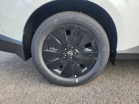 New 2025 Nissan Murano SV AWD/4WD image 5