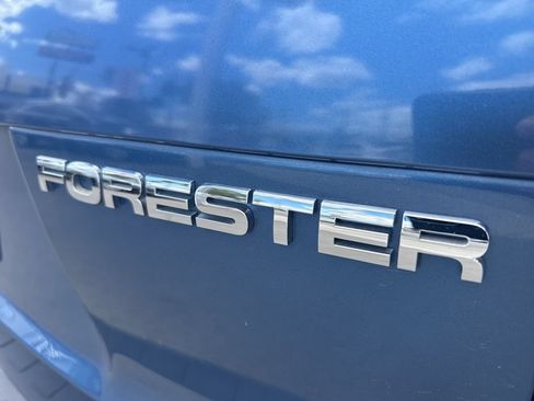 Used 2009 Subaru Forester 2.5X Limited AWD/4WD image 5