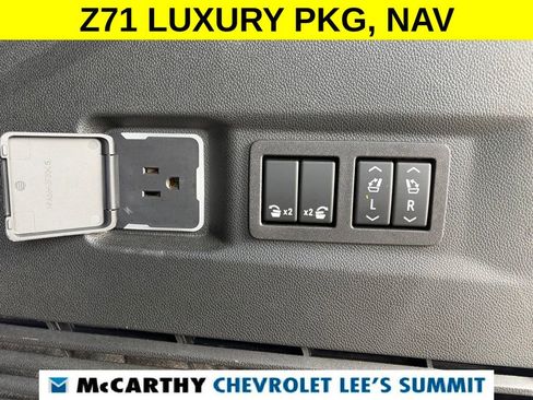 Used 2024 Chevrolet Tahoe Z71 w/ Luxury Package AWD/4WD image 62
