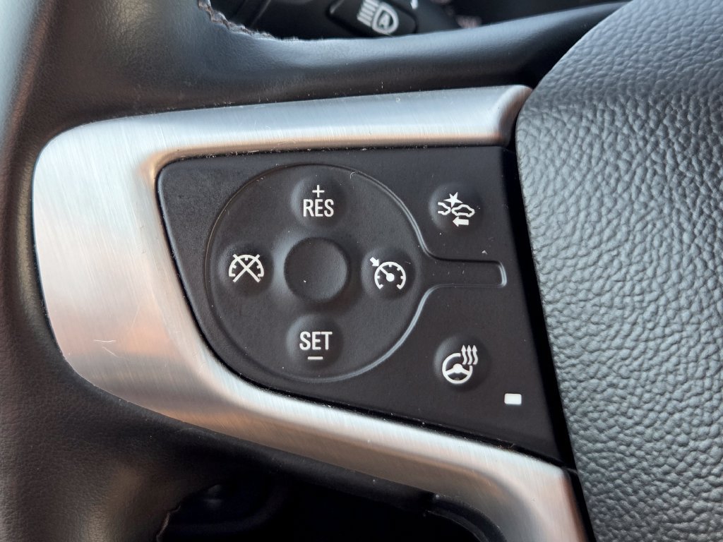 Used 2024 GMC Terrain SLT AWD/4WD image 29