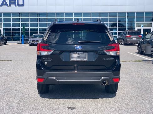 Used 2024 Subaru Forester Limited AWD/4WD image 7