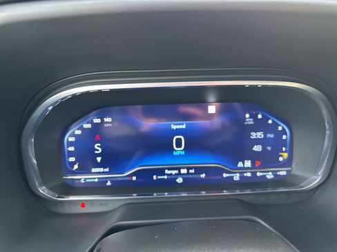 Used 2023 Chevrolet Suburban LT image 41