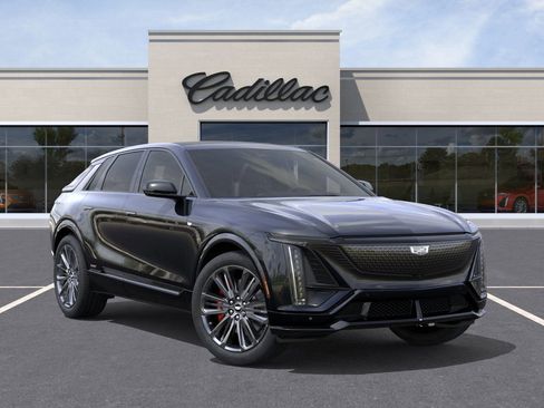New 2026 Cadillac Lyriq V AWD/4WD image 32