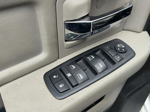 Used 2012 RAM 1500 Classic SLT RWD image 28
