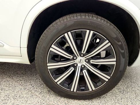 Used 2023 Volvo XC90 B6 Plus w/ Protection Package Premier AWD/4WD image 9