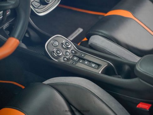 Used 2017 McLaren 570S Coupe RWD image 40