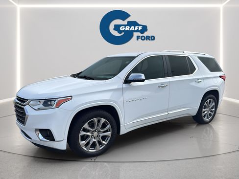 Used 2018 Chevrolet Traverse Premier AWD/4WD image 2