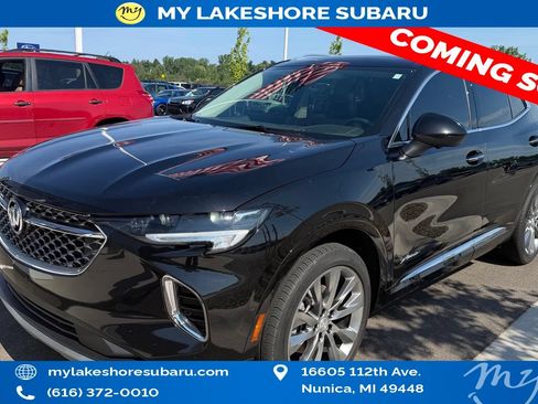 Used 2021 Buick Envision Avenir w/ Technology Package II AWD/4WD image 3