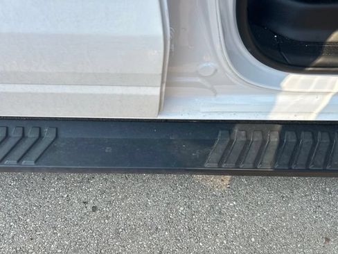 Used 2025 RAM 1500 Big Horn AWD/4WD image 4
