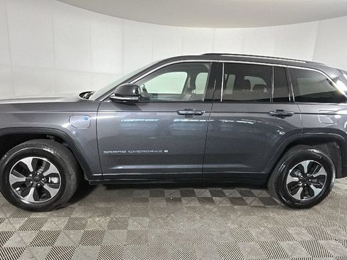 Used 2023 Jeep Grand Cherokee 4WD 4xe image 6