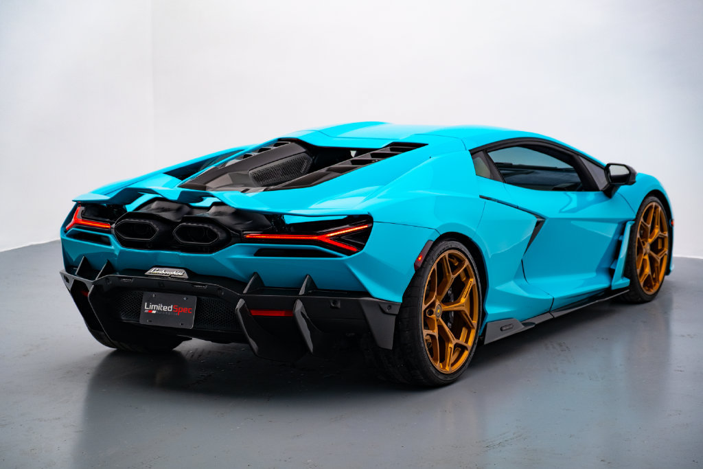 Used 2024 Lamborghini Revuelto AWD/4WD image 20